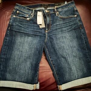 Banana Republic Women’s Bermuda Shorts